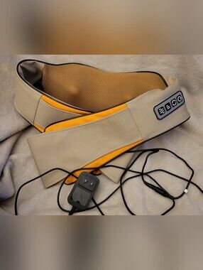 Nizoni Neck and Shoulder Massager with Heat - Beige & Orange